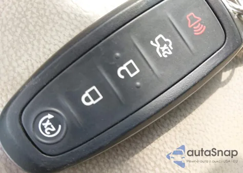 2016 Ford Escape Titanium из США, поврежденный, VIN 1FMCU9J91GUA78207